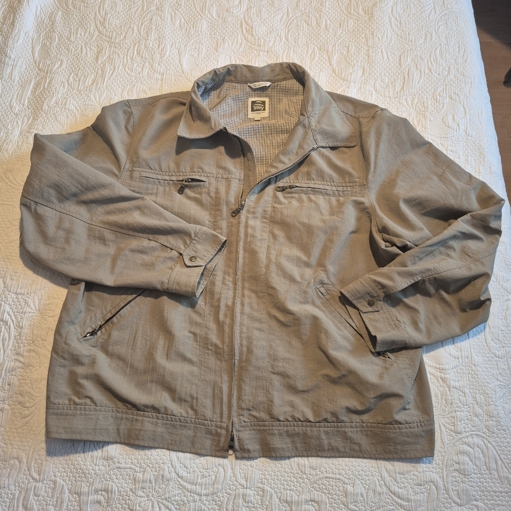 Tilley men's size 2XL taupe jacket brushed nickel zippers 4 zip pockets EUC